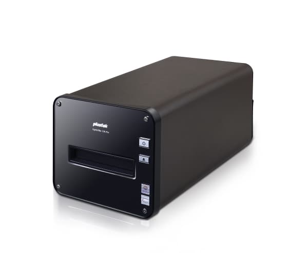 Plustek OpticFilm 120 Pro, 60 x 120 mm, 5300 x 5300 dpi, 48 Bit, 24/48 Bit, 16 Bit, 8/16 Bit