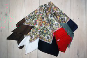 Gammaldags stora snusnäsdukar bandanas