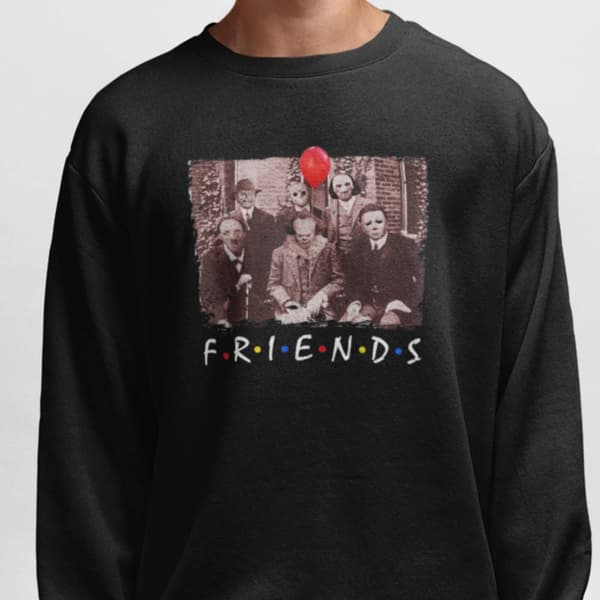 Sweatshirt till halloween med Pennywise, Jigsaw & friends Medium