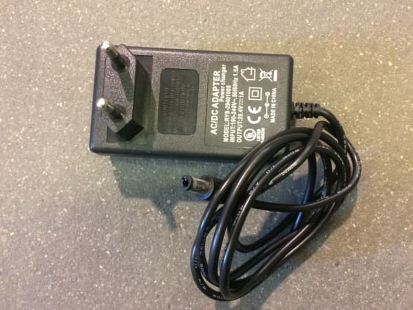 EL Skateboard 300W Oplader
