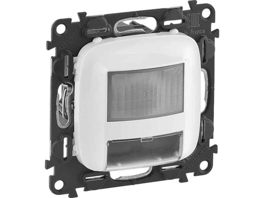 Legrand obstacle lighting Valena Allure white (752178)