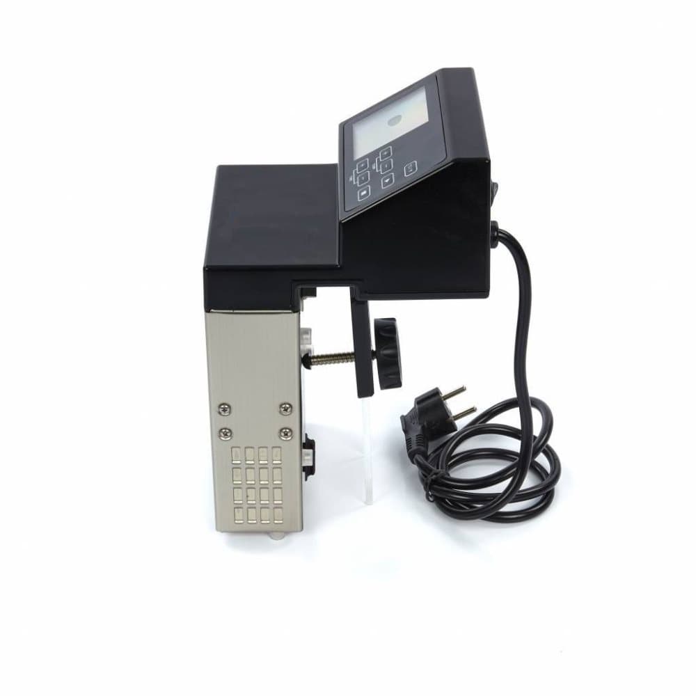 Universal sous vide apparat
