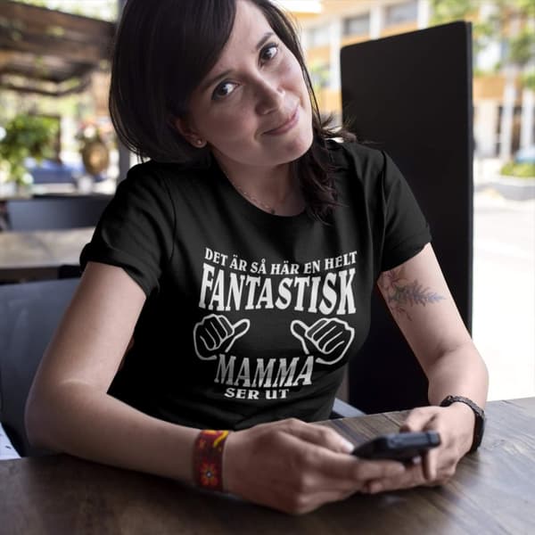 Mamma T-shirt & mugg paket -  Fantastisk Mamma ser ut