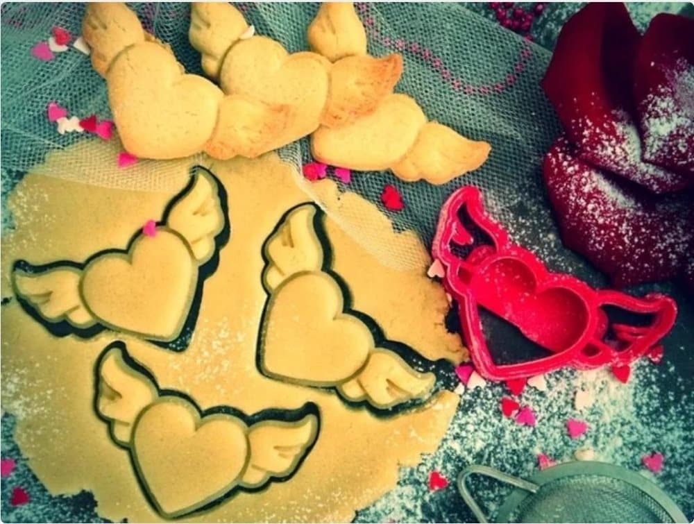 Heart with wings" Cookie Cutter (Valentine's Day Collection)