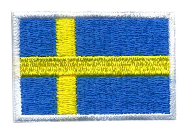 Sweden flag embroidered/badge L 4,5 cm H 3 cm 4 pcs