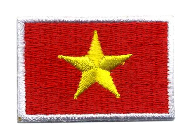 VIETNAM flag embroidered/badge patches L 4,5 cm H 3 cm 4 pcs