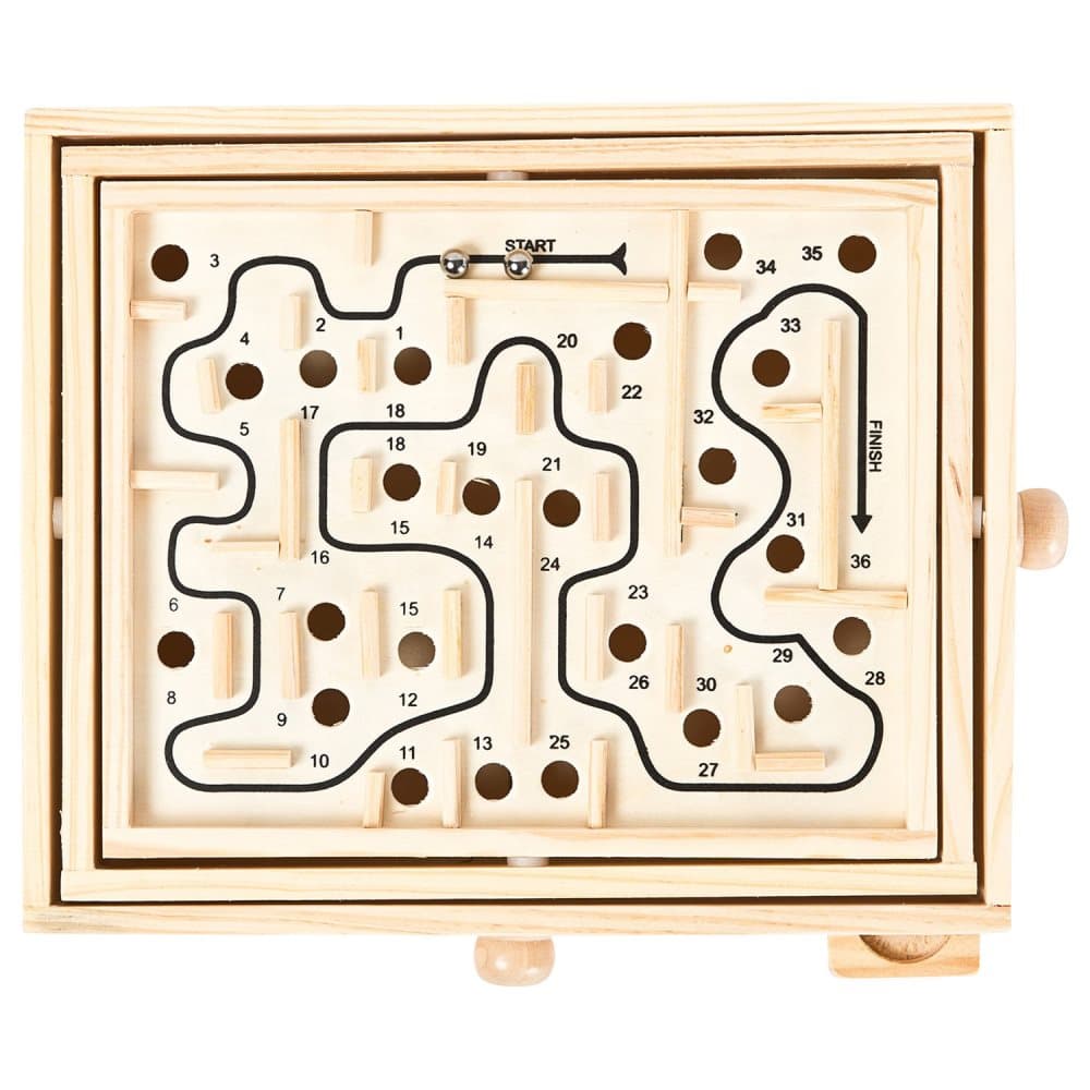 Play, Labyrinth game