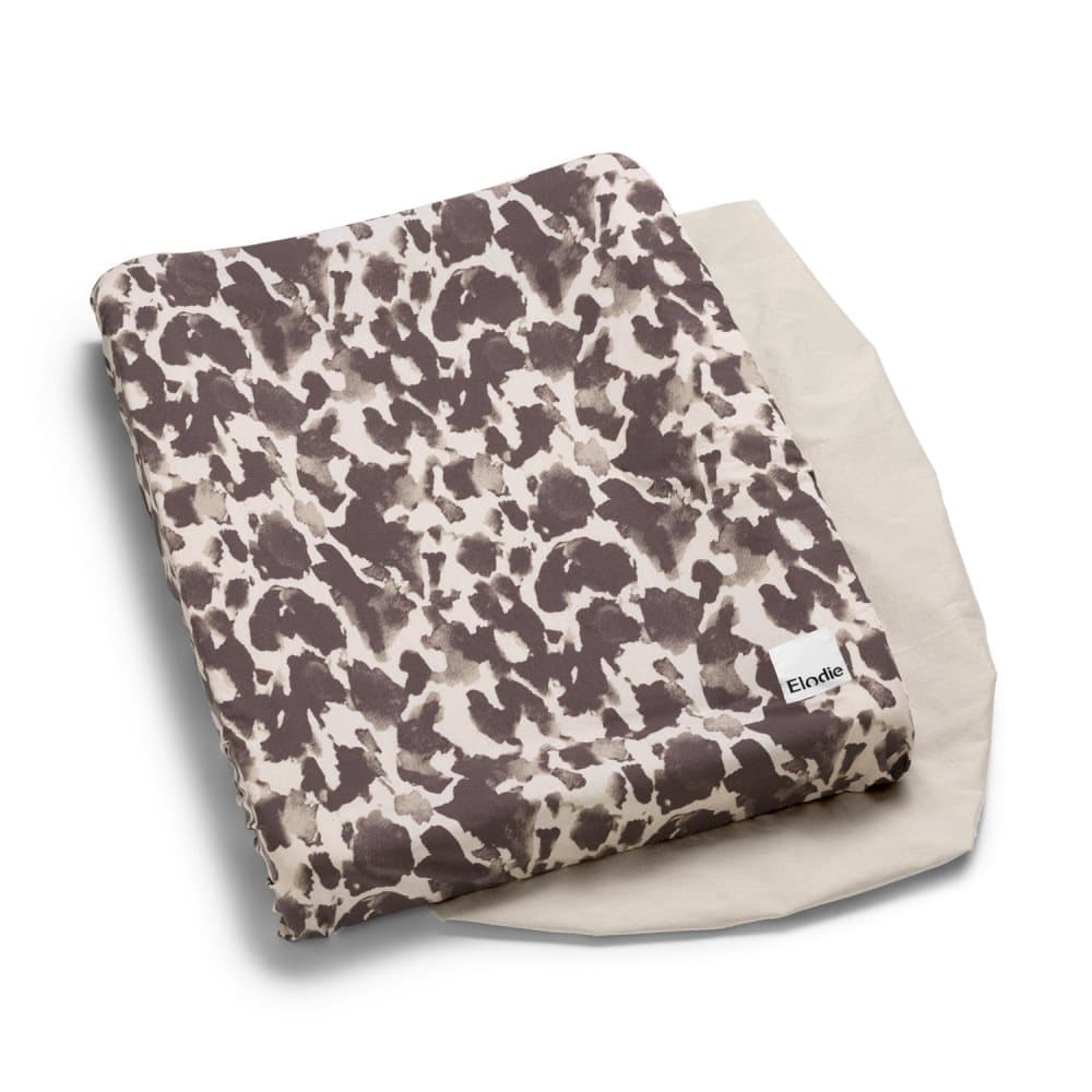Elodie, Changing Pad Covers Wild Paris