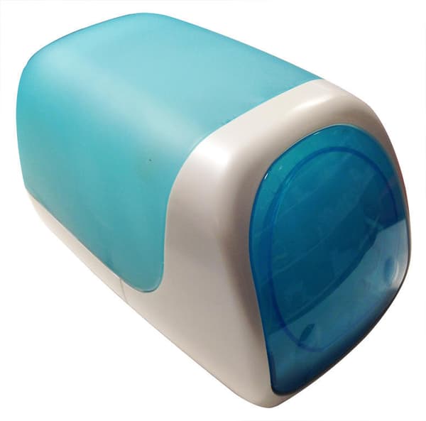 Gammal hederlig CD-box i plast i modernare tappning 2-pack