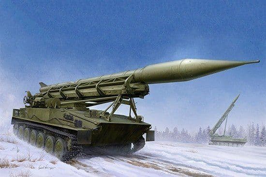 Trumpeter Plastic Model 2P16 avfyrningsramp med 2k6 Luna-missil