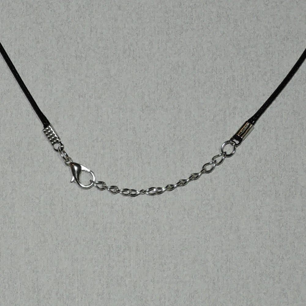 Halsband - Svart syntet - 48cm längd - 1,5mm tjocklek