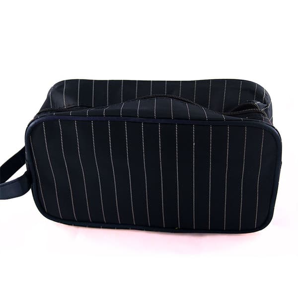 Klassisk necessär i tålig nylon - Flera färger