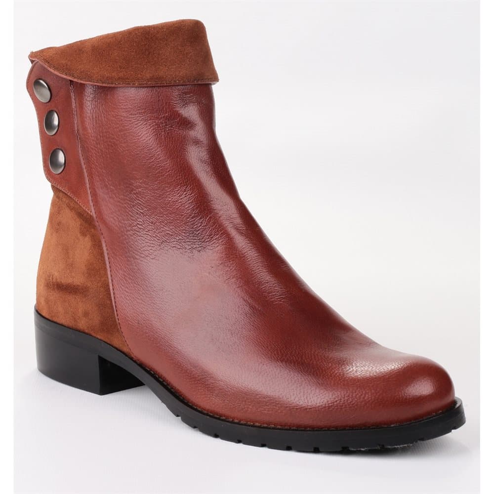 Riva Womens/Ladies Buttons Suede/Leather Ankle Boots