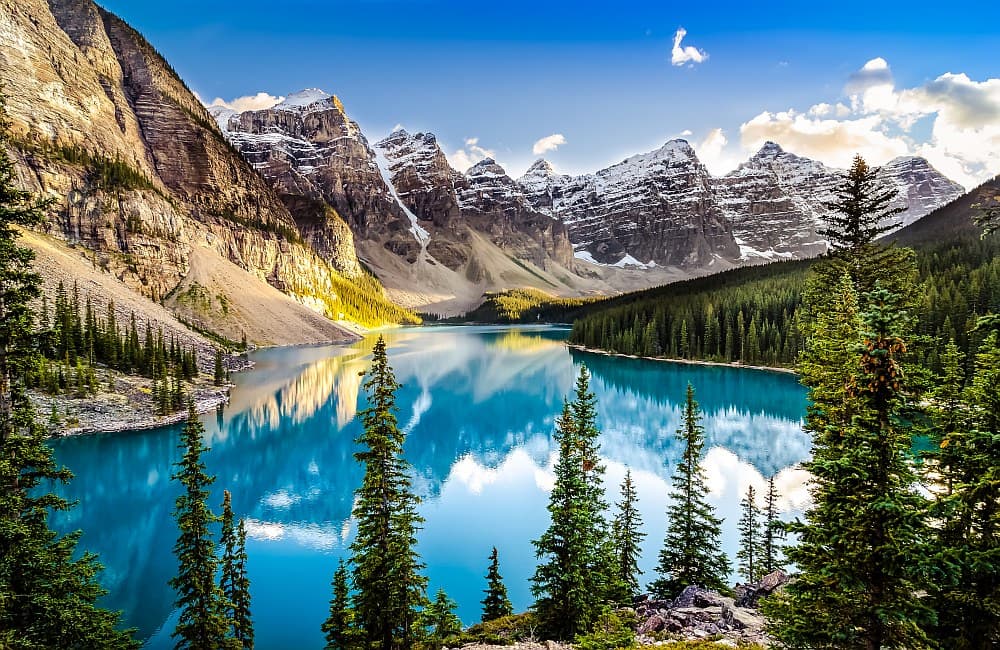 Fototapet Moraine Lake In Canada (400x260 cm)