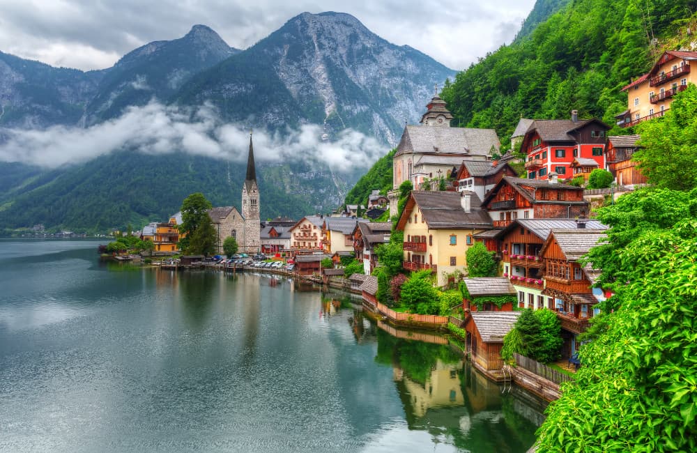 Fototapet Hallstatt Village In Alps (400x260 cm)