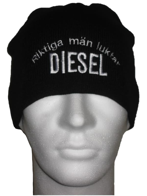 "Riktiga män luktar diesel" Beanie Mössa