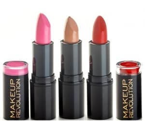 Makeup Revolution Amazing Lipstick Divine