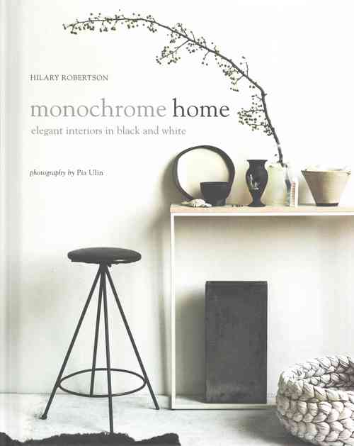 Monochrome Home: Elegant Interiors in Black and White