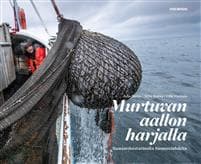 Murtuvan aallon harjalla