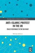 Miniatyrbilde 2 av 2: Anti-Islamic Protest in the UK