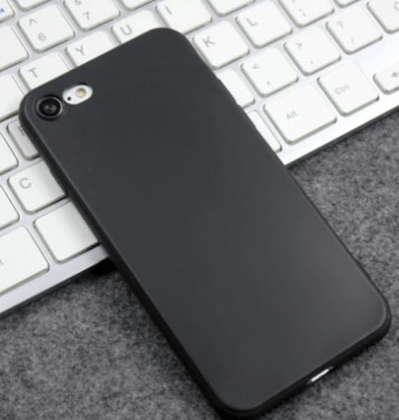 iPhone 7/8 ohut PC musta