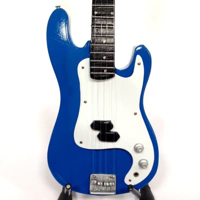 Mini guitar: Iron Maiden - Steve Harris