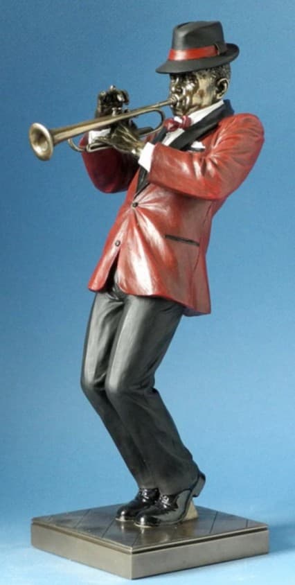 Jazz figurine: trumpet