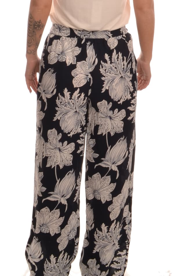 Only - onlNova Lux Palazzo Pant Night Flower Print