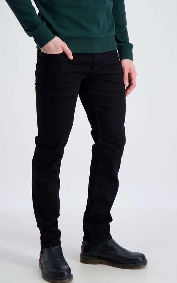 Lindbergh - Jeans 30-020000SBL Stay Black. Tapered