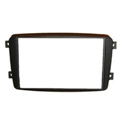Autoleads DFP-23-01 Double DIN Car Radio Fascia Adapter för Mercedes-Benz C-Klass W202 mellan 2000 och 2004 Svart