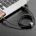 Miniatyrbild 6 av 6: Slitstark flätad USB-kabel för iPhone Lightning QC3 1m - svart och guld