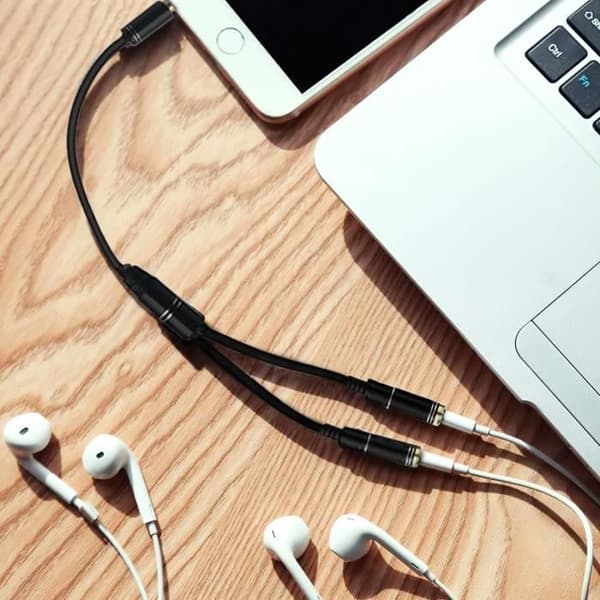 Kabelsplitter ljud dubbel kontakt kompatibel för smartphone iPhone konsol PS4 Nintendo högtalare surfplatta dator hörlurar