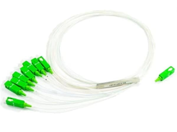 Jakaja PLC 1X8 TERÄSLAATIKO SM 0.9MM 1M SC/APC PLC 1X8 SM