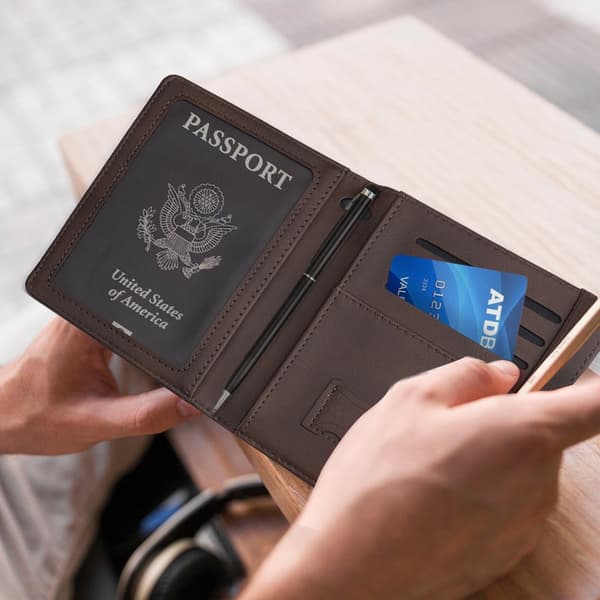 xTool PU Patch Passport Holder - Blå till Silver