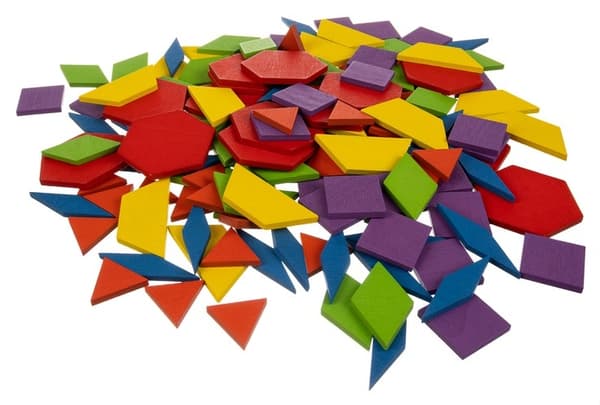 Koulutuspalapeli - geometriset hahmot