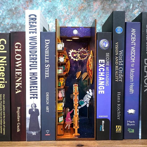 Tonecheer Book Nook - Interstellar