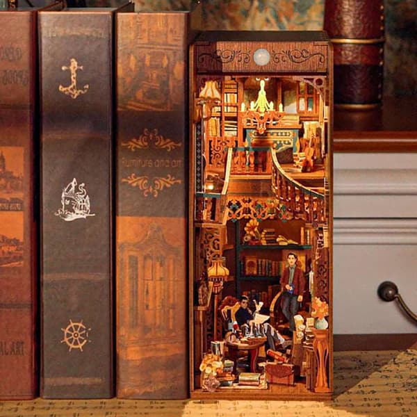 Toonecheer Book Nook - Violin Detective Agency