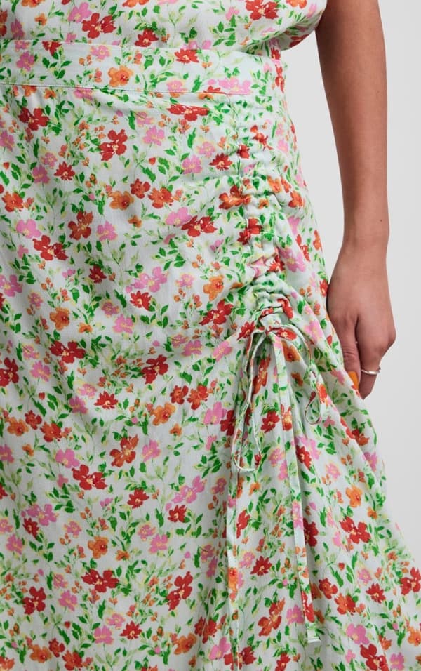 Pieces - pcKorine HW Midi Skirt