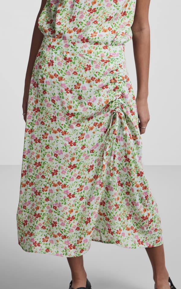 Pieces - pcKorine HW Midi Skirt Ljusgrön M