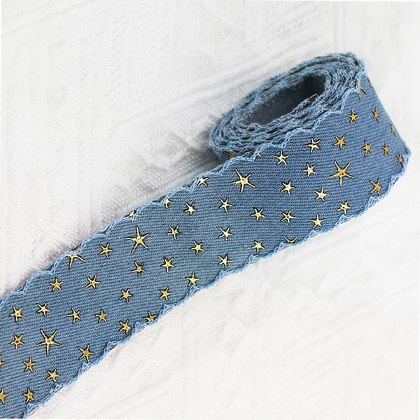 INF Denimbånd med broderet stjerne - 2# Mellem Denimblå, 3,8 cm bred, sælges pr. Yard