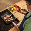 Miniatyrbild 3 av 5: Cecotec 28 cm grill made of forged aluminium, with 3.5-mm induction base and long-lasting non-stick coating, Eterna™, and 100% free from PFOA. Stainl
