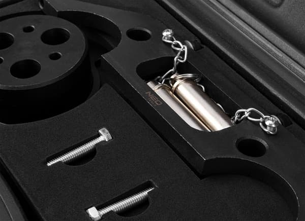 Ajoitustyökalusarja Opelin bensiini- ja dieselmoottoreille