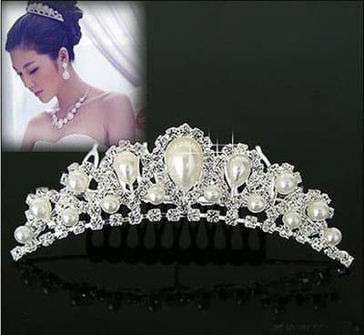 Silver Pearls Hårspänne med eleganta pärlor och strasstenar