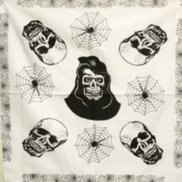 Bandana - kranier og spindelvev