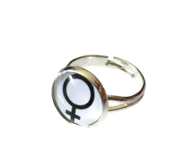Ring - Female Symbol - Venus - Black/White