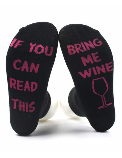 Strumpor If You Can Read This Bring Me Wine (onesize) svart/rosa