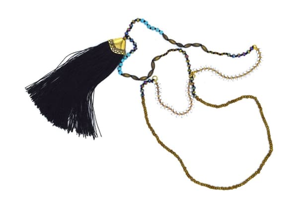 Pitkä kaulakoru Bohemian