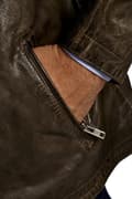 Miniatyrbilde 5 av 5: Biker