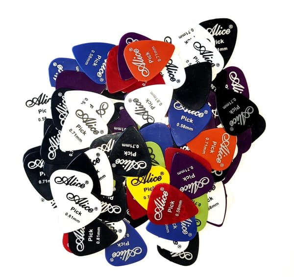 100 plektrum