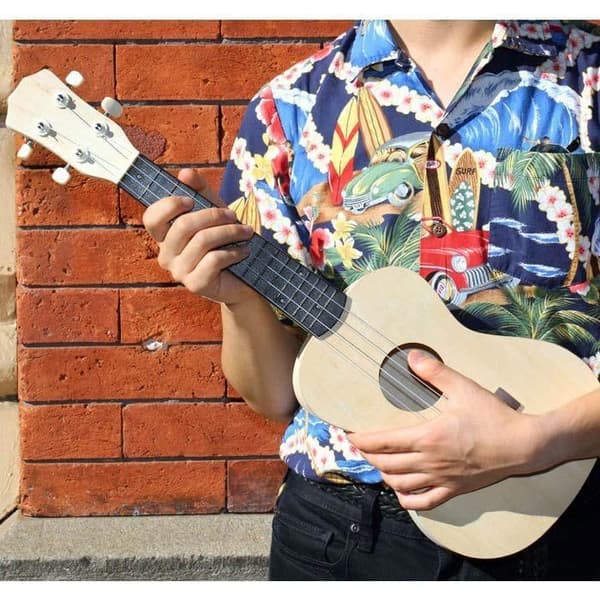 Musikinstrument - Kikkerland - Ukulele - DIY - Vuxen - Att montera
